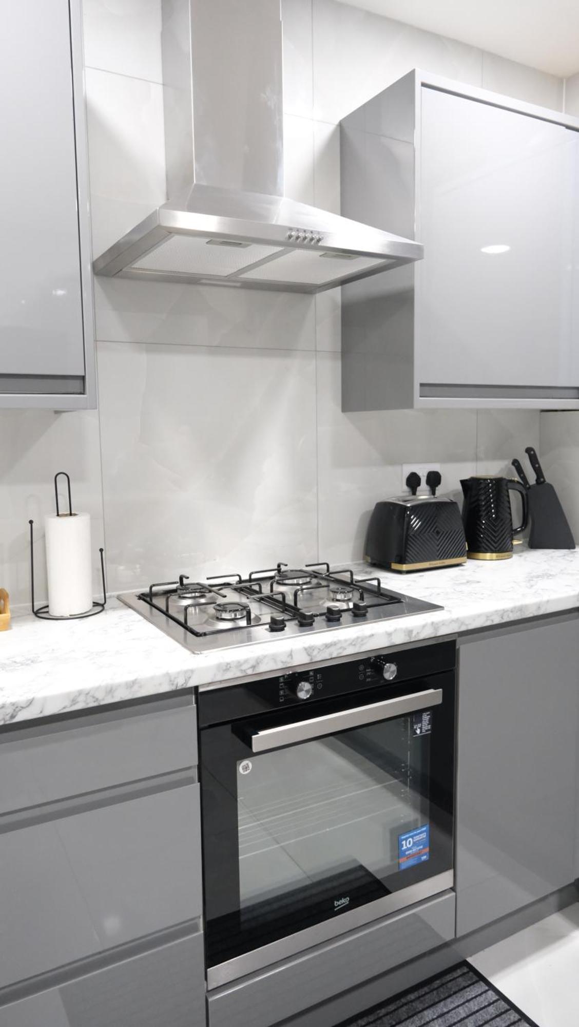 Modernized Three Bedroom House Near City Stadium, Attractions, City Centre - Sky N Netflix - Convenient Transport Manchester Exterior photo